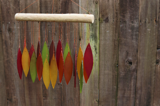 Tumbled Glass Wind Chime - Leaf Design Fashion