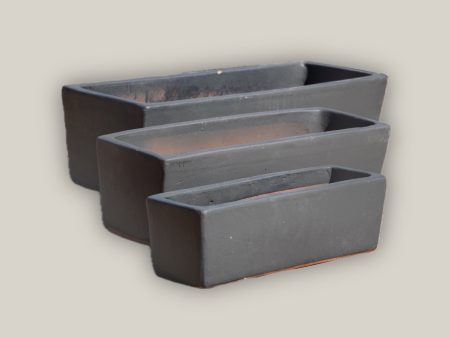 212M19 - Matte Black Rectangular Ceramic Planter on Sale